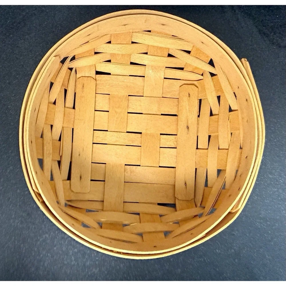Longaberger 2000 Medium Catch All Basket Immaculate